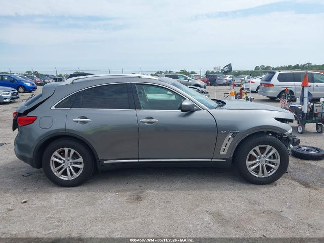 INFINITI Qx