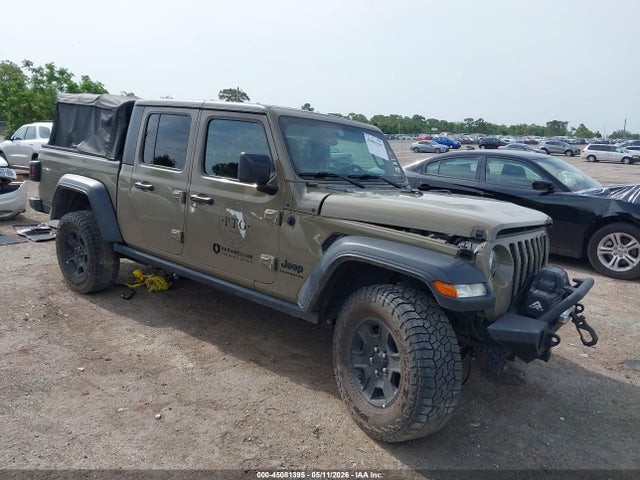 Salvage Jeep Gladiator Image