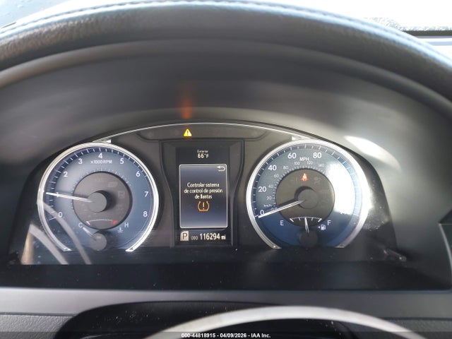 Toyota Camry Le
