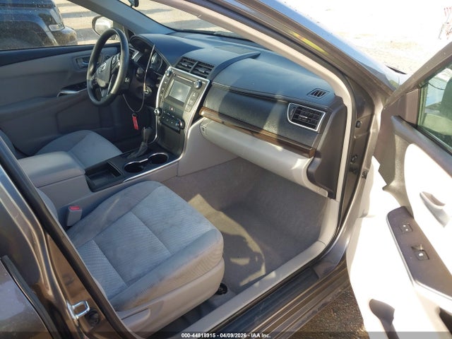 Toyota Camry Le