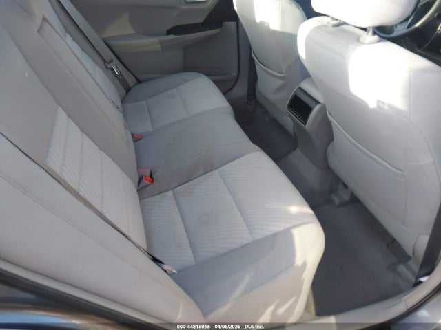 Toyota Camry Le
