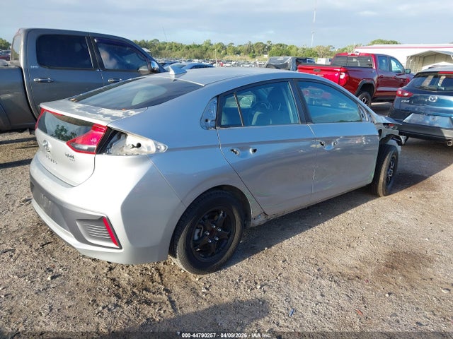 Hyundai Ioniq Blue