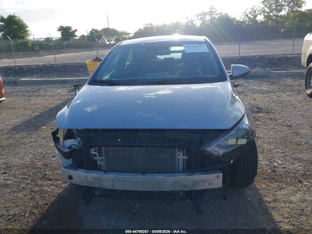 Hyundai Ioniq Blue