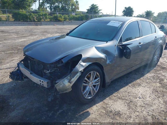 INFINITI G37 Journey