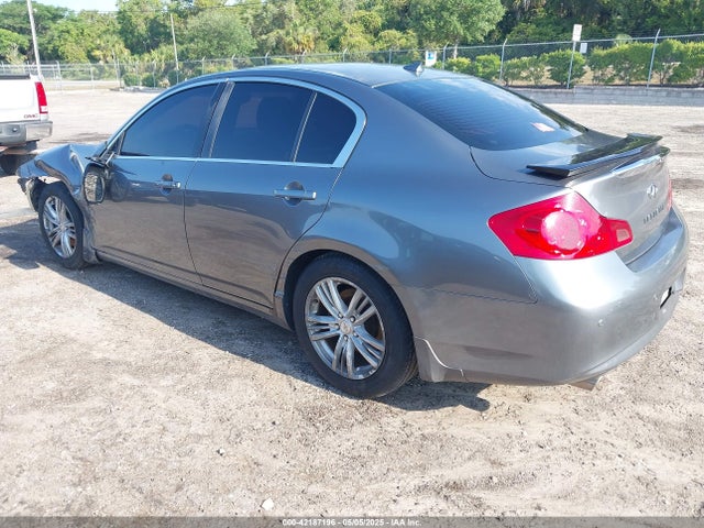 INFINITI G37 Journey