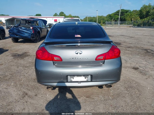 INFINITI G37 Journey
