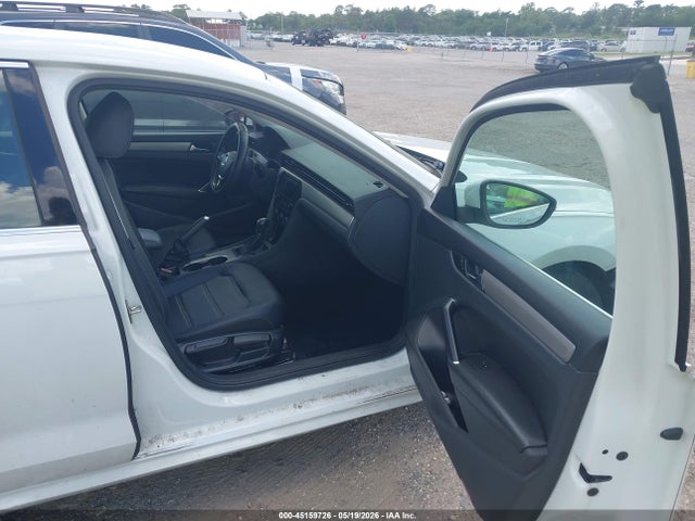 Volkswagen Passat 2.0t Se