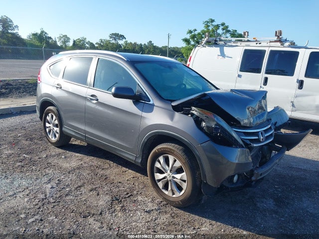 Salvage Honda CR-V Image