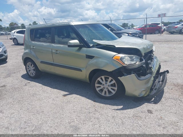 Salvage Kia Soul Image