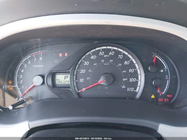 Toyota Sienna Le V6 8 Passenger