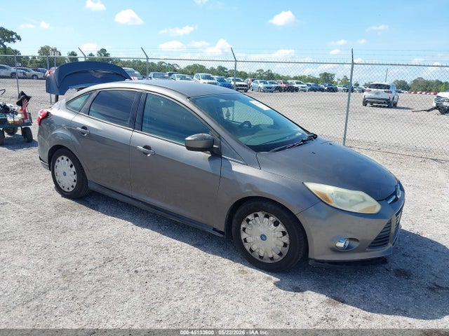 Salvage Ford Focus Image