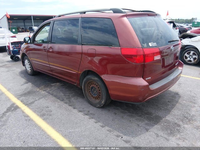 Toyota Sienna Le