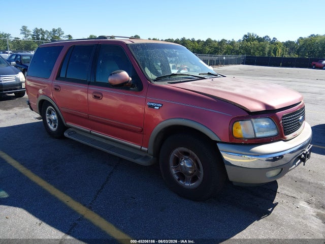 Salvage Ford Expedition Image