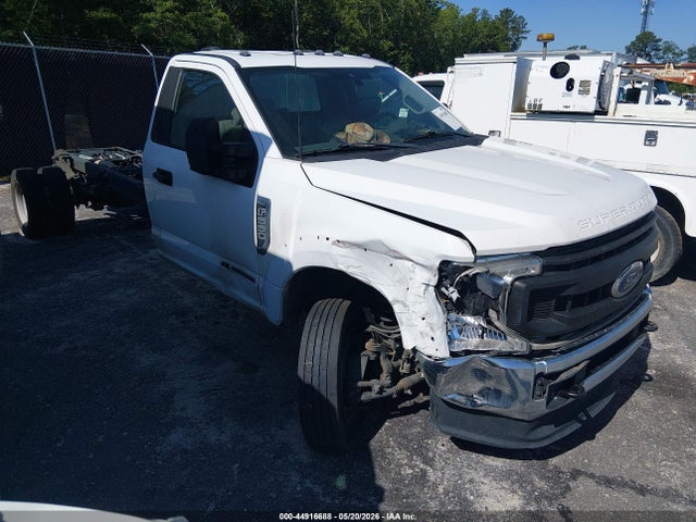 Salvage Ford F-550 Image