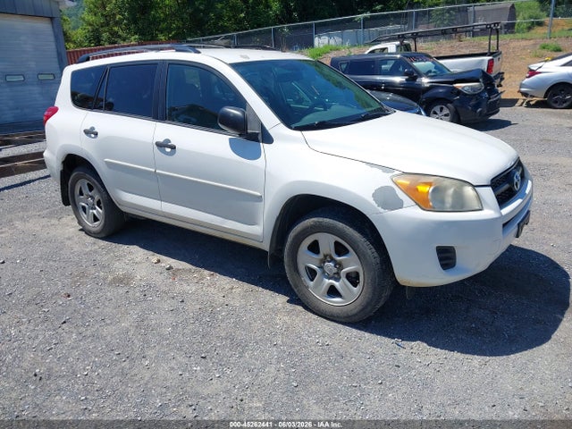 Salvage Toyota RAV4 Image