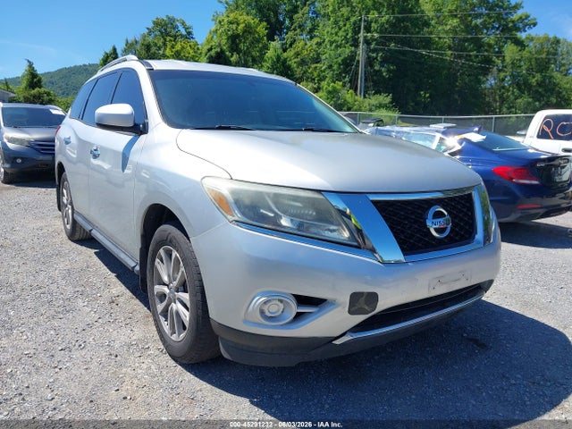 Nissan Pathfinder Sv