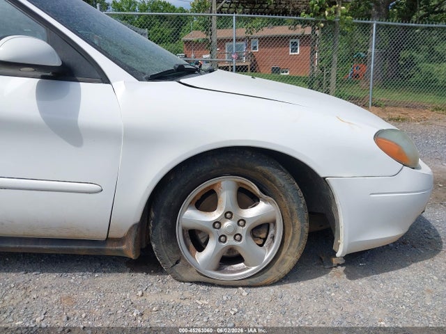 Ford Taurus Se