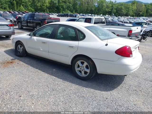 Ford Taurus Se