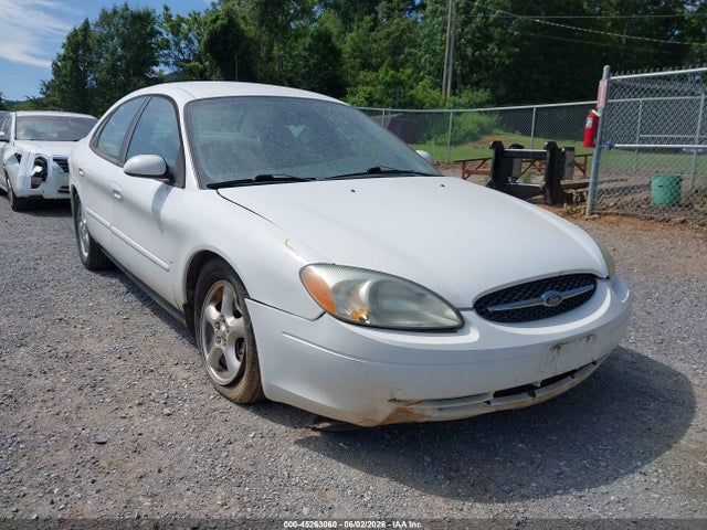 Ford Taurus Se