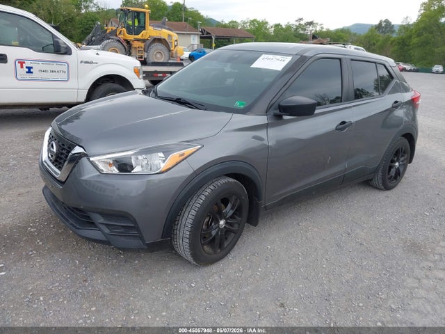 Nissan Kicks S Xtronic Cvt