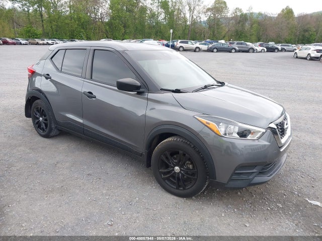Salvage Nissan Kicks Image