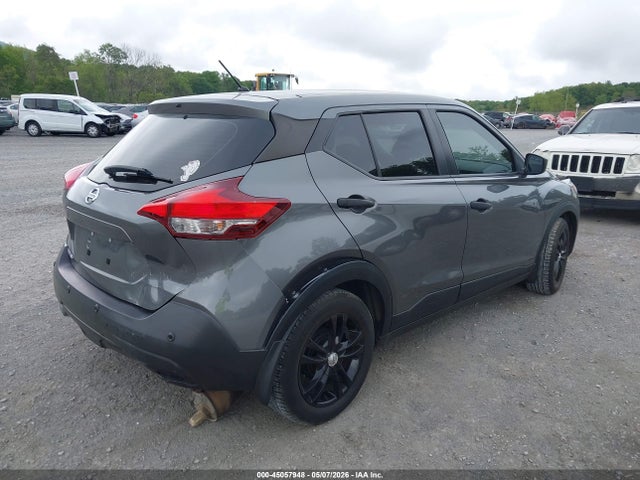 Nissan Kicks S Xtronic Cvt