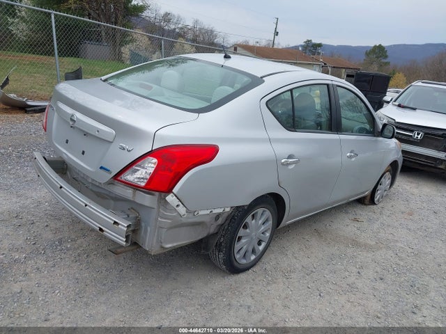 Nissan Versa 1.6 Sv