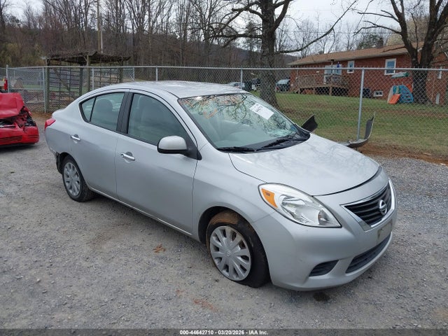 Salvage Nissan Versa Image