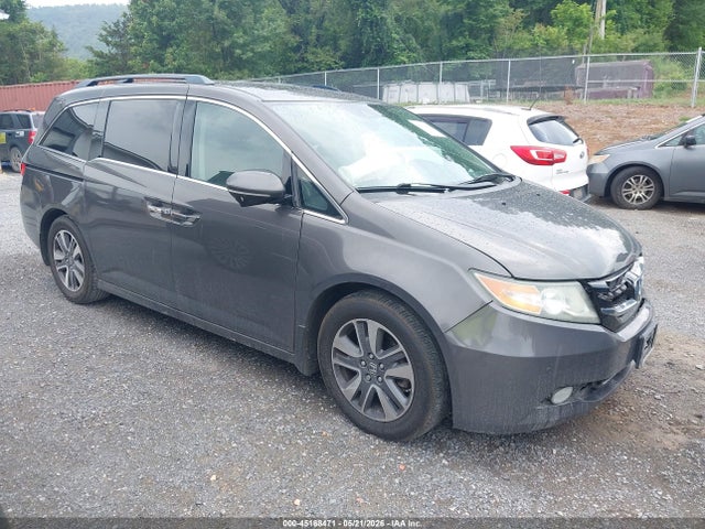 Salvage Honda Odyssey Image