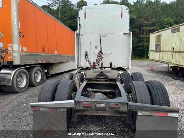 Peterbilt 587