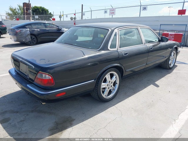 Jaguar XJ Sport