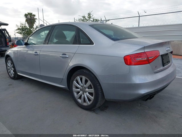 Audi A4 2.0t Premium