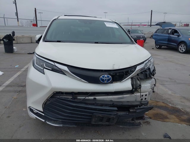 Toyota Sienna Xle