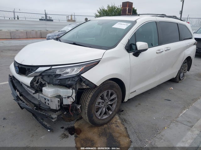 Toyota Sienna Xle