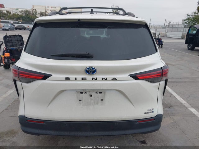 Toyota Sienna Xle