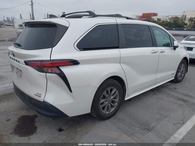 Toyota Sienna Xle
