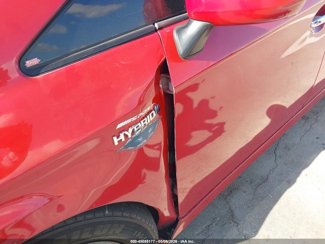 Toyota Prius Five