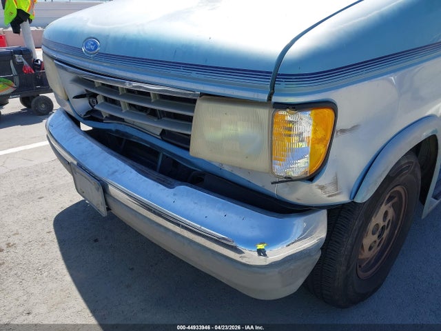 Ford Econoline E150 Van