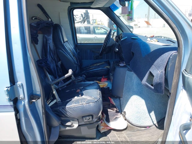 Ford Econoline E150 Van