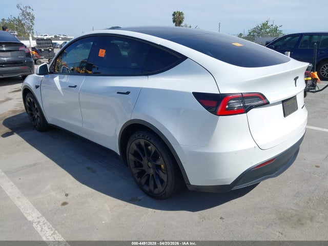 Tesla Model Y Long Range Dual Motor All-wheel Drive