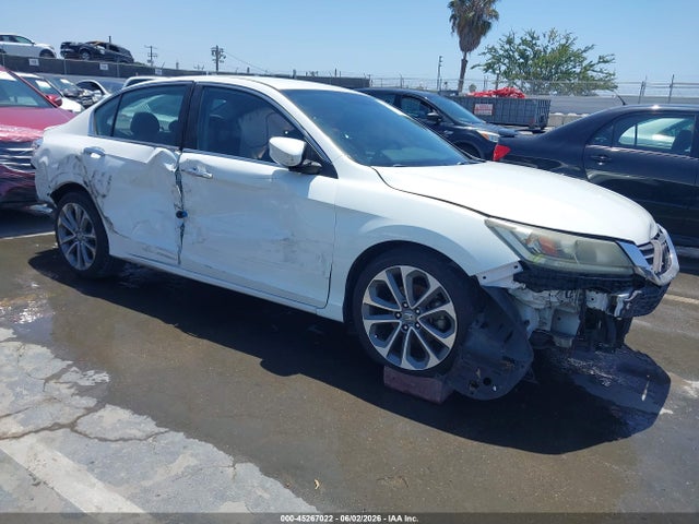Salvage Honda Accord Image
