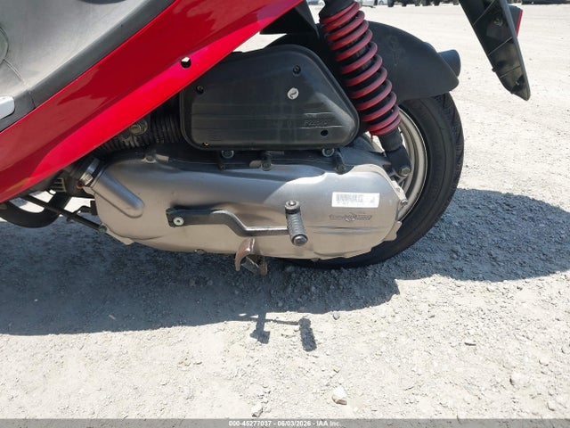 Genuine Scooter Co. Buddy 50