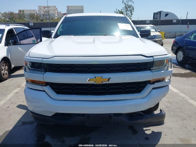 Chevrolet Silverado 1500 Custom