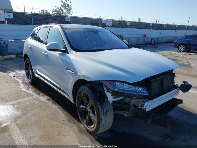 Salvage Jaguar F-PACE Image