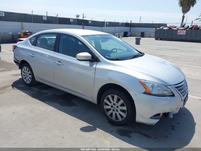 Salvage Nissan Sentra Image