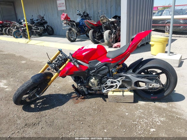 Ducati Streetfighter