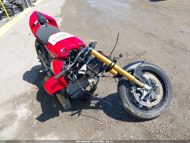 Salvage Ducati Streetfighter Image