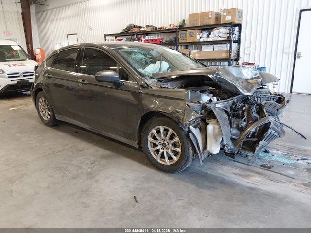 Salvage Ford Fusion Image