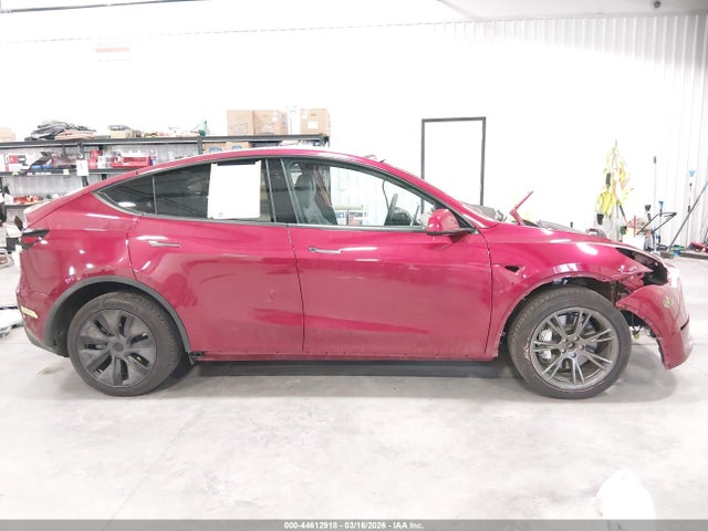 Tesla Model Y Long Range Dual Motor All-wheel Drive