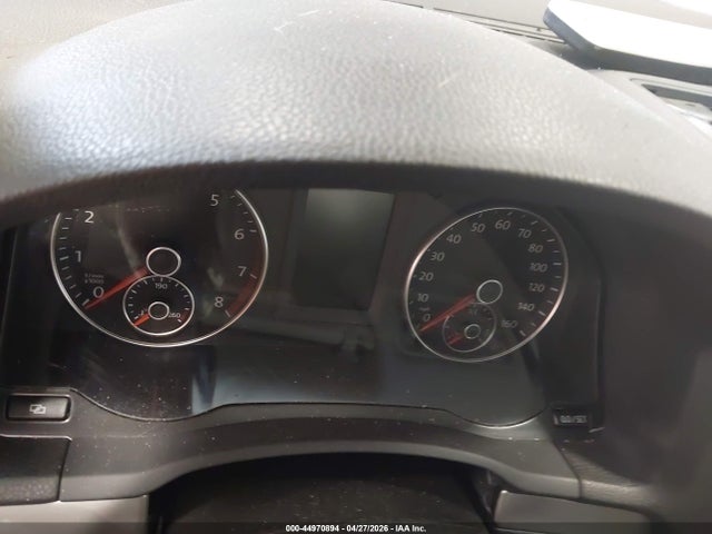 Volkswagen Jetta S